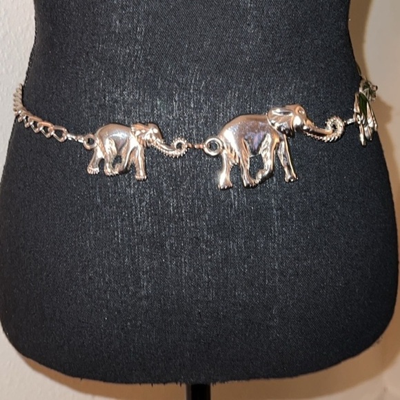 DC Women’s Vintage Silver Tone Metal Elephant Adjustable Chainlink Belt 27-37” main image 9